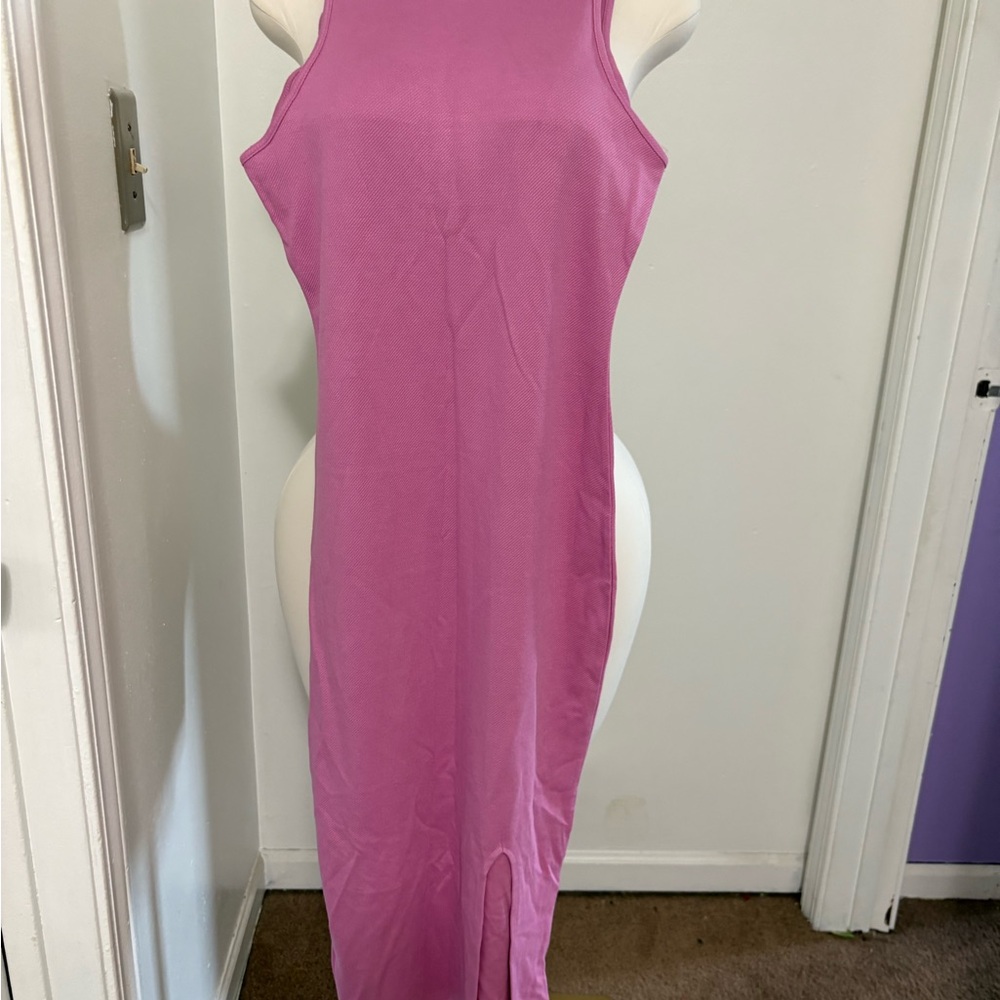 Elegant Pink Sleeveless Dress